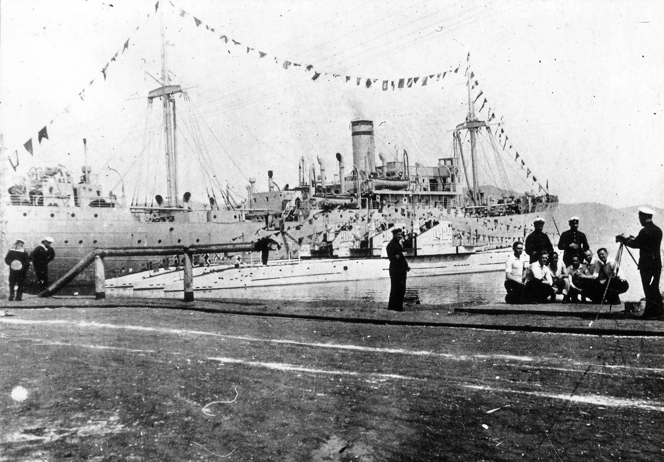 Учрежденная в 1930 году морская. Учрежденная в 1930 году морская. Матросы 20 века. Французские моряки 20 века. Тихоокеанский флот 1930.