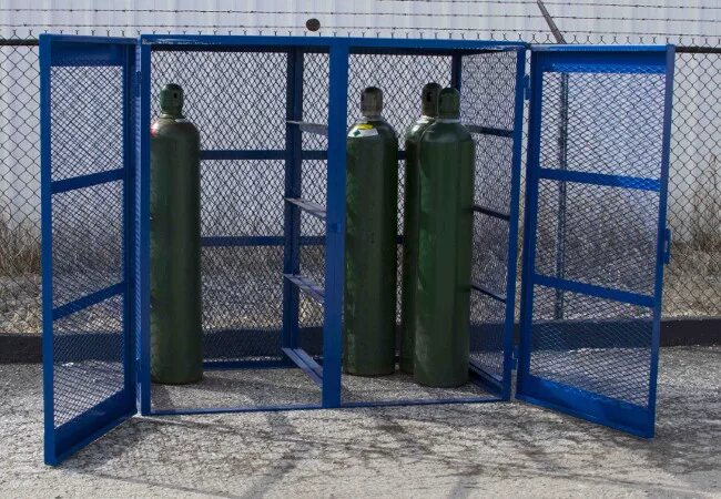 Сжиженный газ в баллонах. Шхб-01-02 шкаф (хранилище) для баллонов. Хранилище для баллонов. Хранилище для газовых баллонов. Склад для хранения баллонов.