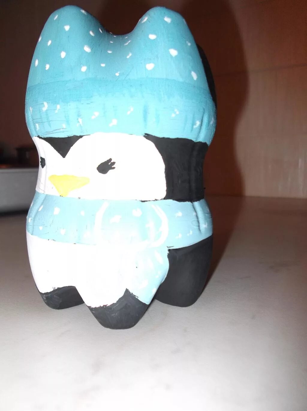 Поделка пингвин из бутылки. Пингвинчики из пластиковых бутылок. Пингвин из пластиковой бутылки. Поделка пингвин из пластиковой бутылки. Пингвин из пластиковой бутылки.