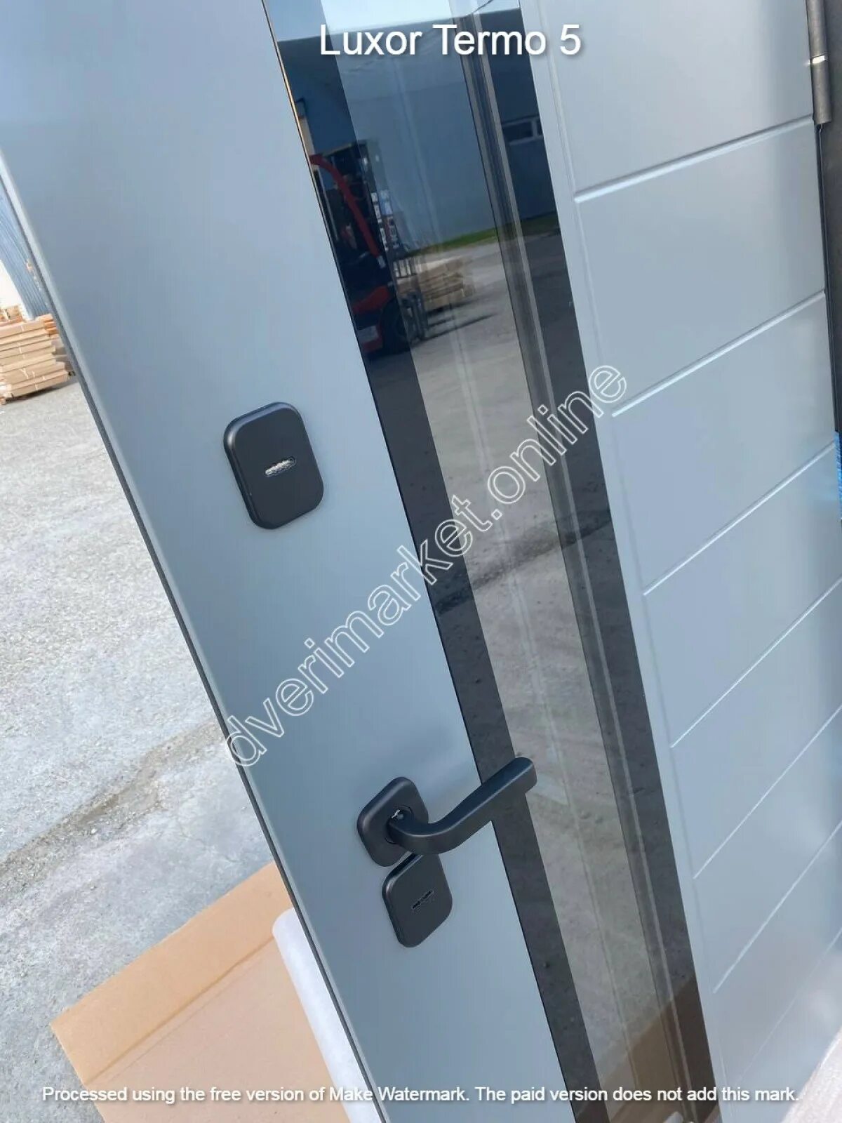 Luxor thermo 4 дверь. Люксор термо 3 дверь входная. Входная дверь феррони luxor букле. Входные двери люксор термо 4. Дверь luxor termo.