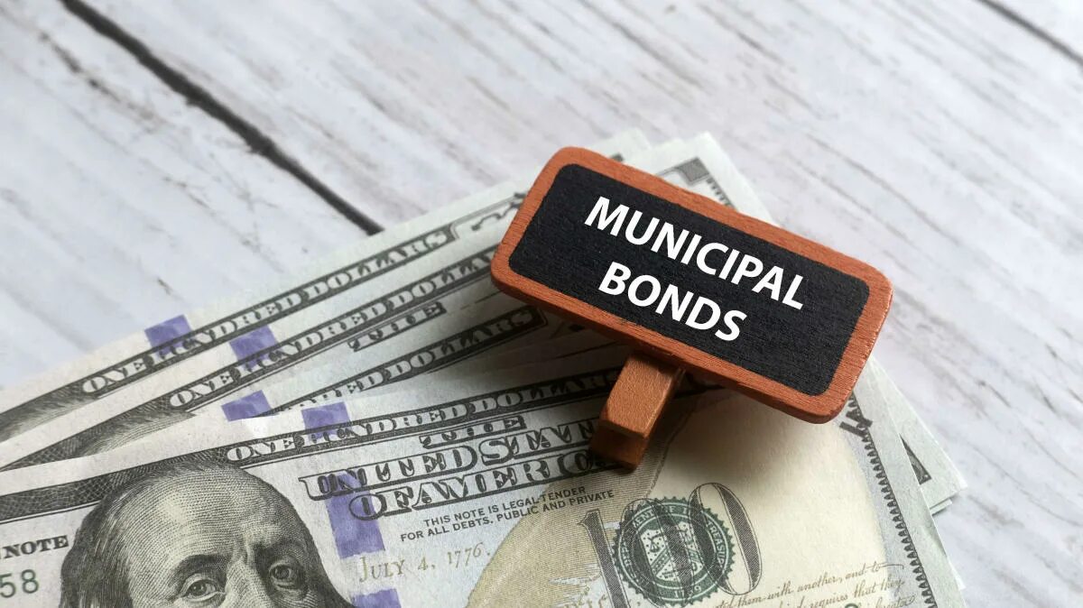 Money bonds. Money bonds. Stocks vs bonds. Бонды ценные бумаги. Counting money worksheets for kids.