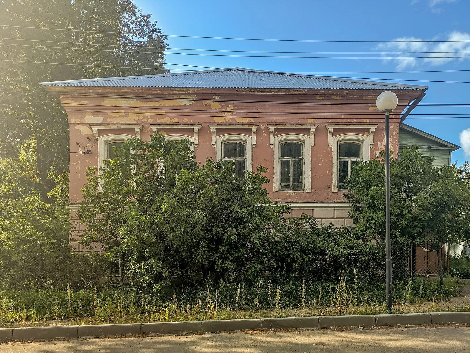 Сайты красное на волге. Красное на Волге. Красная площадь красное на Волге. Волга на красной площади. Красное на Волге достопримечательности.