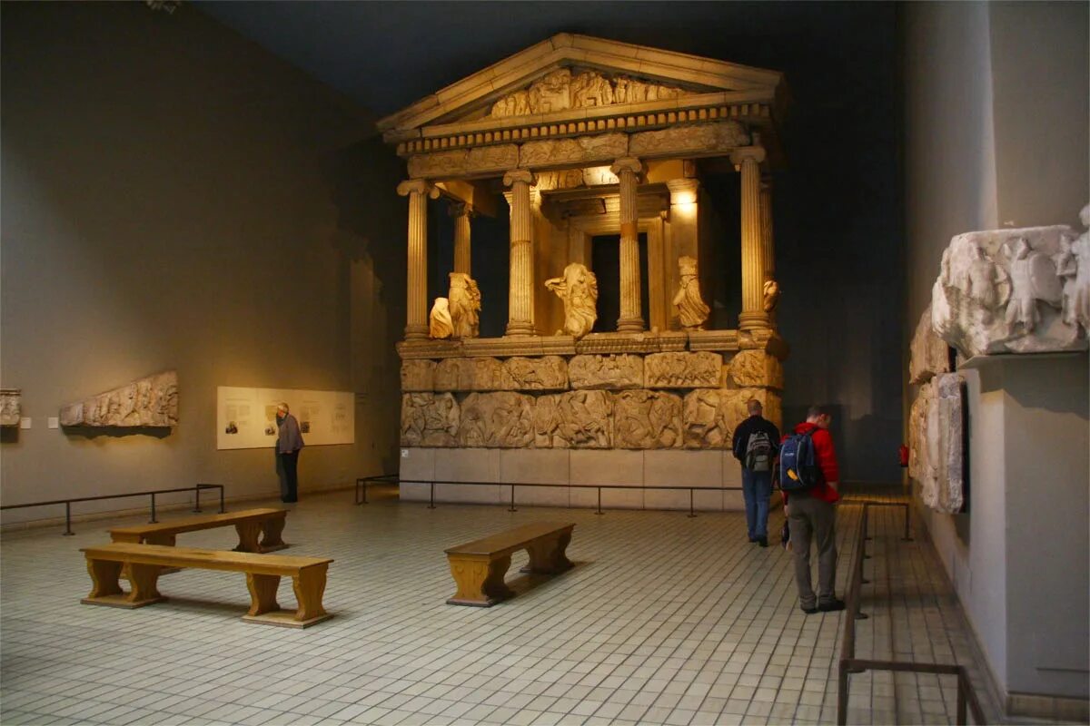 Зал древностей