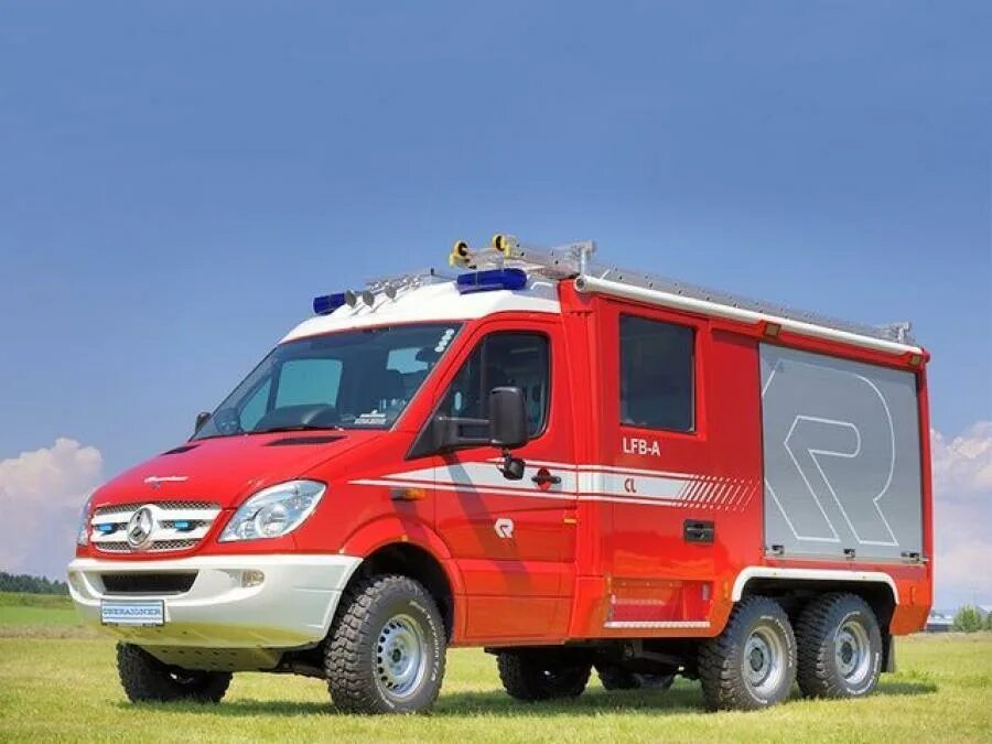 Mercedes-Benz Sprinter 6x6. Mercedes Sprinter 6x6. Мерседес Спринтер 6 на 6. Автодом Mercedes Benz Sprinter 6x6.