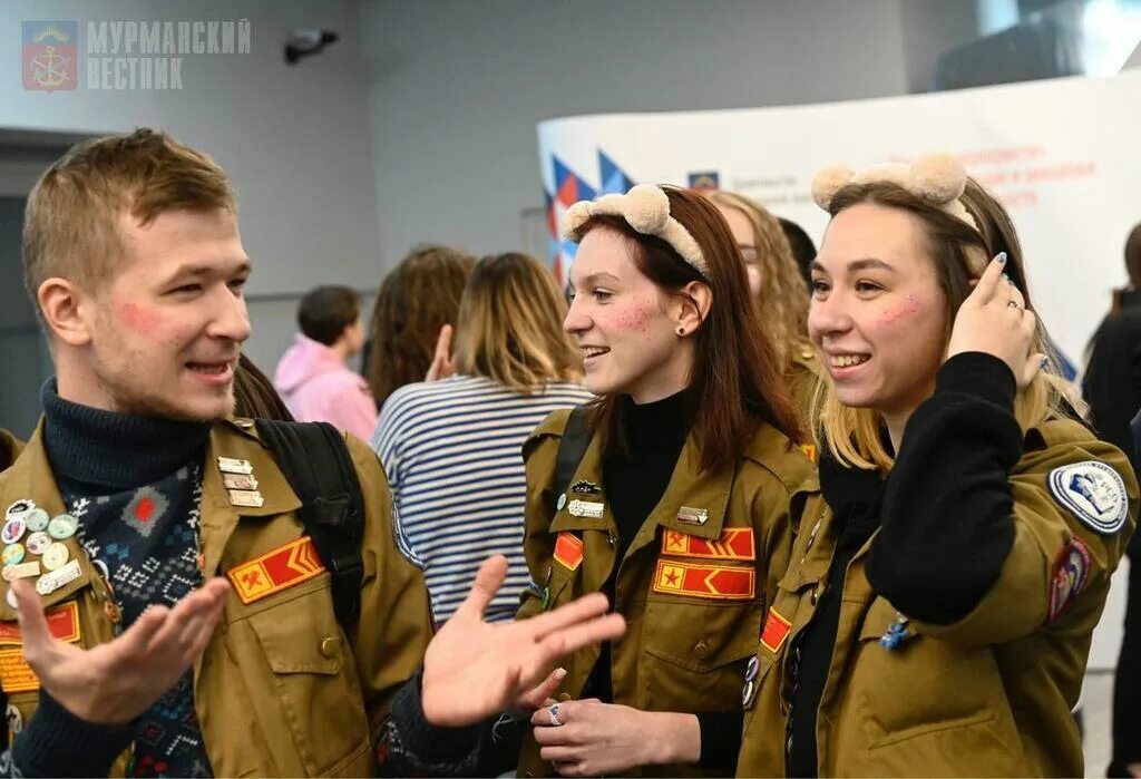 Волонтеры мурманск. Социальное волонтерство в Мурманске. Добровольцы Мурманск. Волонтеры Мурманска.