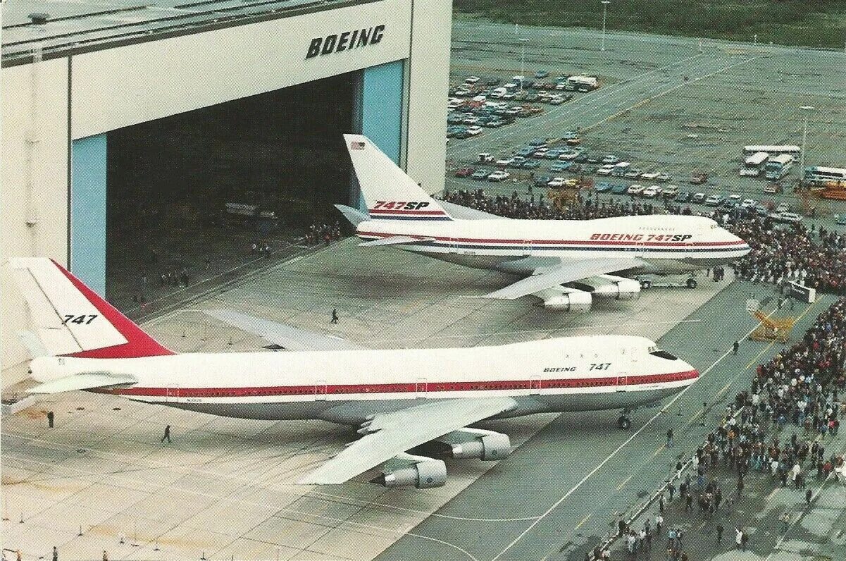 100 летай. B747 sp iran air. b747sp. boeing 747-100. самолет боинг 747 sp.