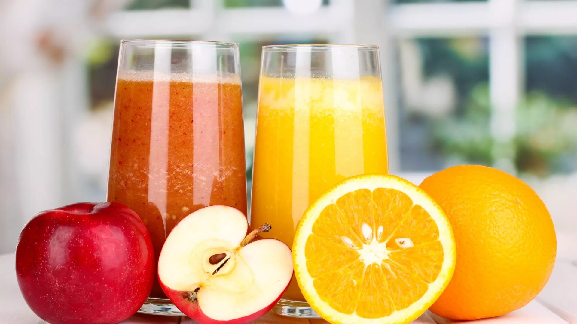 Свежевыжатый сок фруктов