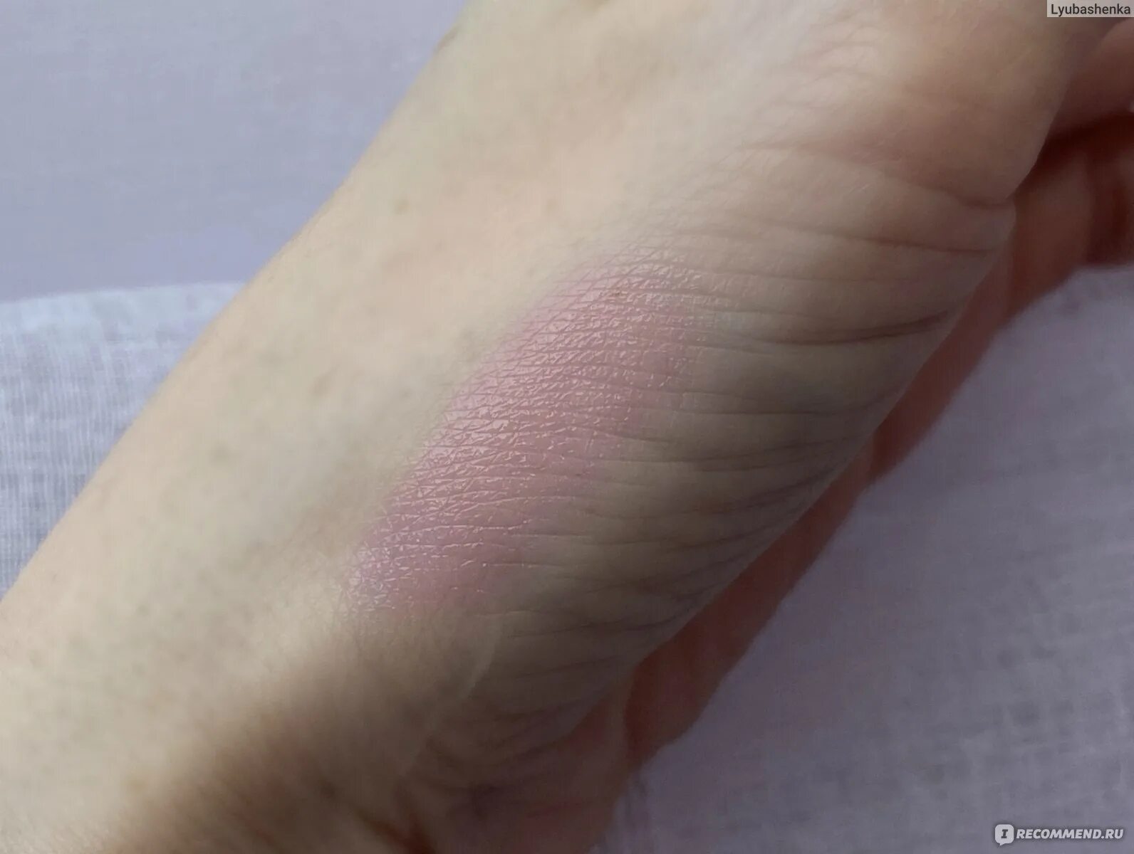 Catrice glow lip balm. Catrice` hemp &amp; mint glow lip balm тон 010. катрис бальзам для губ hemp glow. catrice бальзам для губ hemp mint glow lip balm 010. catrice tint balm mint.