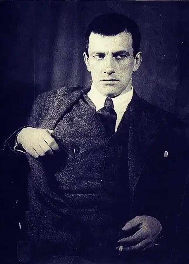 Понимаете маяковский. Маяковский 1910.