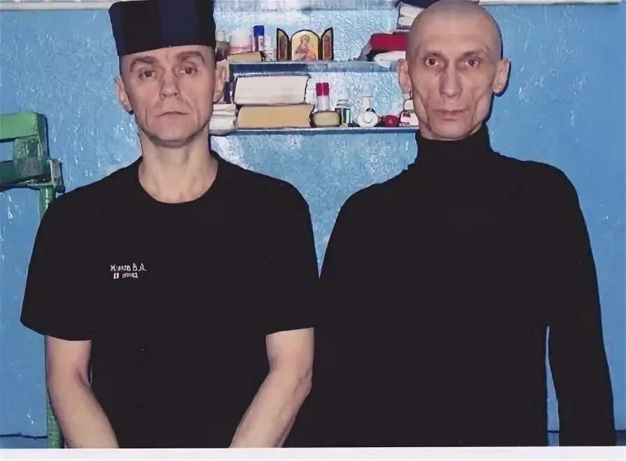 Ли кто нибудь из черного дельфина. Узники черного дельфина. кладбище черного дельфина. тюремное кладбище черного дельфина. черный дельфин кладбище.