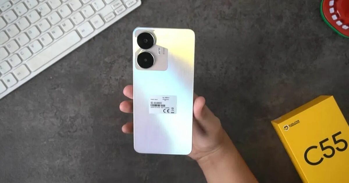 Realme с одной камерой. Realme c55 миникапсула. Realme c55 Gold. Realme c55 перламутровый.