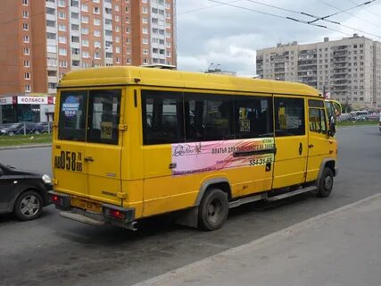 Автобус 205 желтый