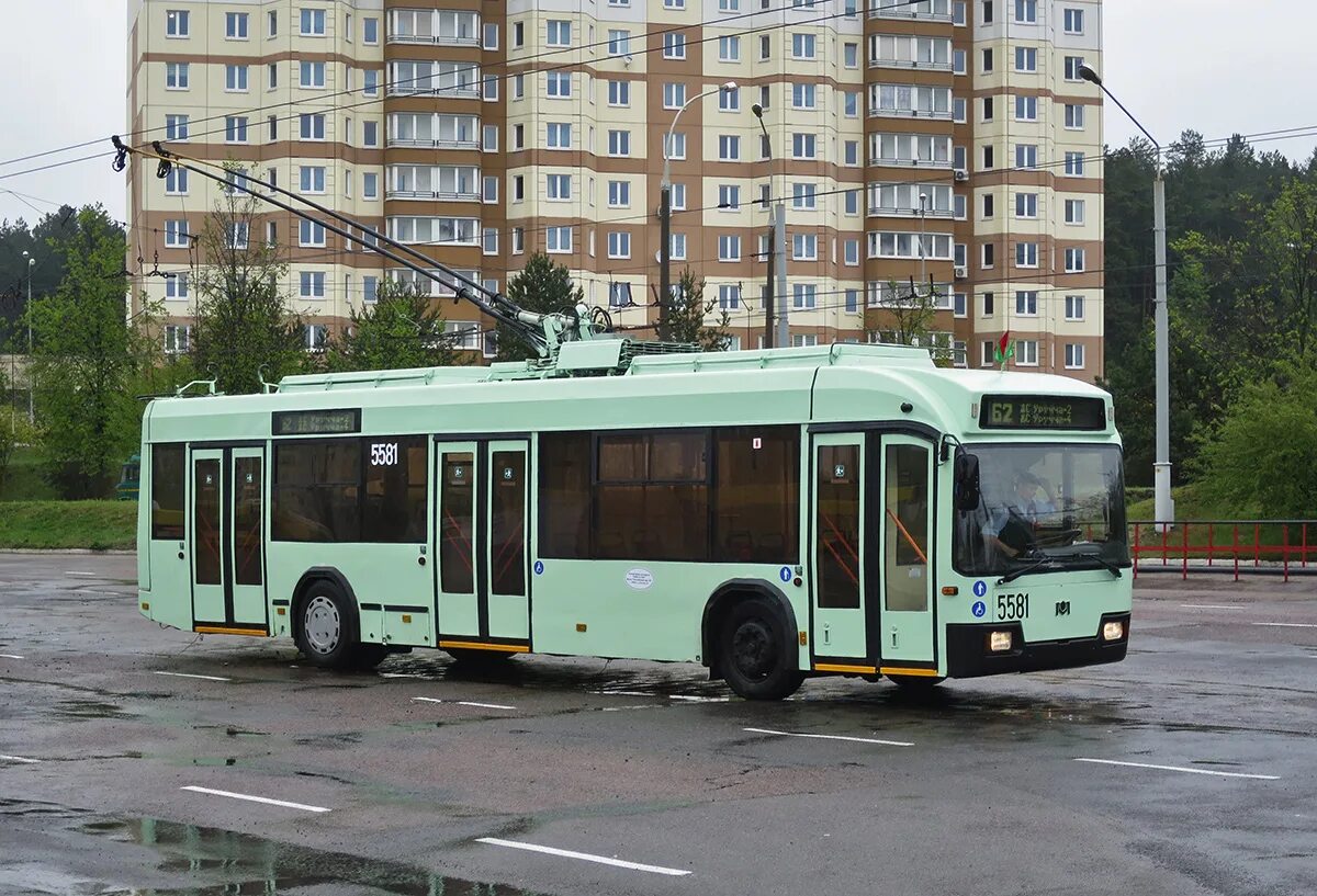61 троллейбус минск. БКМ 32102. БКМ троллейбус Минск. Минский троллейбус БКМ. БКМ 32102б.