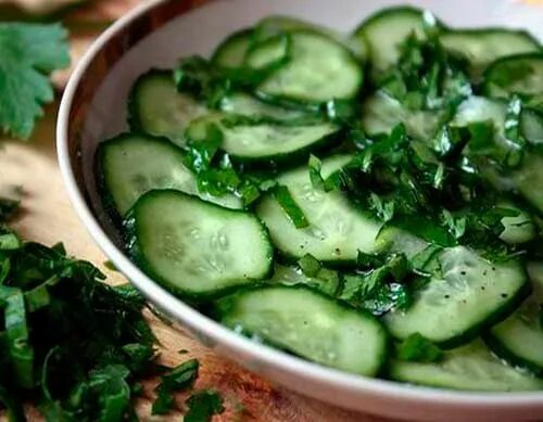 Закуска из огурцов с горчицей и чесноком
