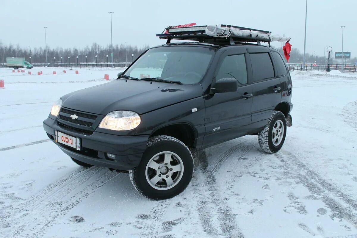 Продам шеви ниву. Chevrolet niva рестайлинг 2014. Chevrolet niva i рестайлинг. Нива шевроле 2010. Шевроле нива к775мс71.