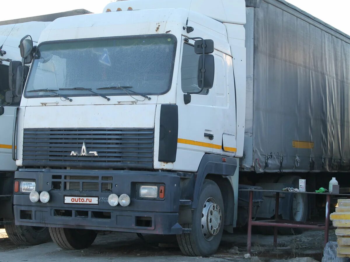 маз 5440 2008. тягач маз 5440. авито маз 5440. маз 5440 черный. маз 5440а5.