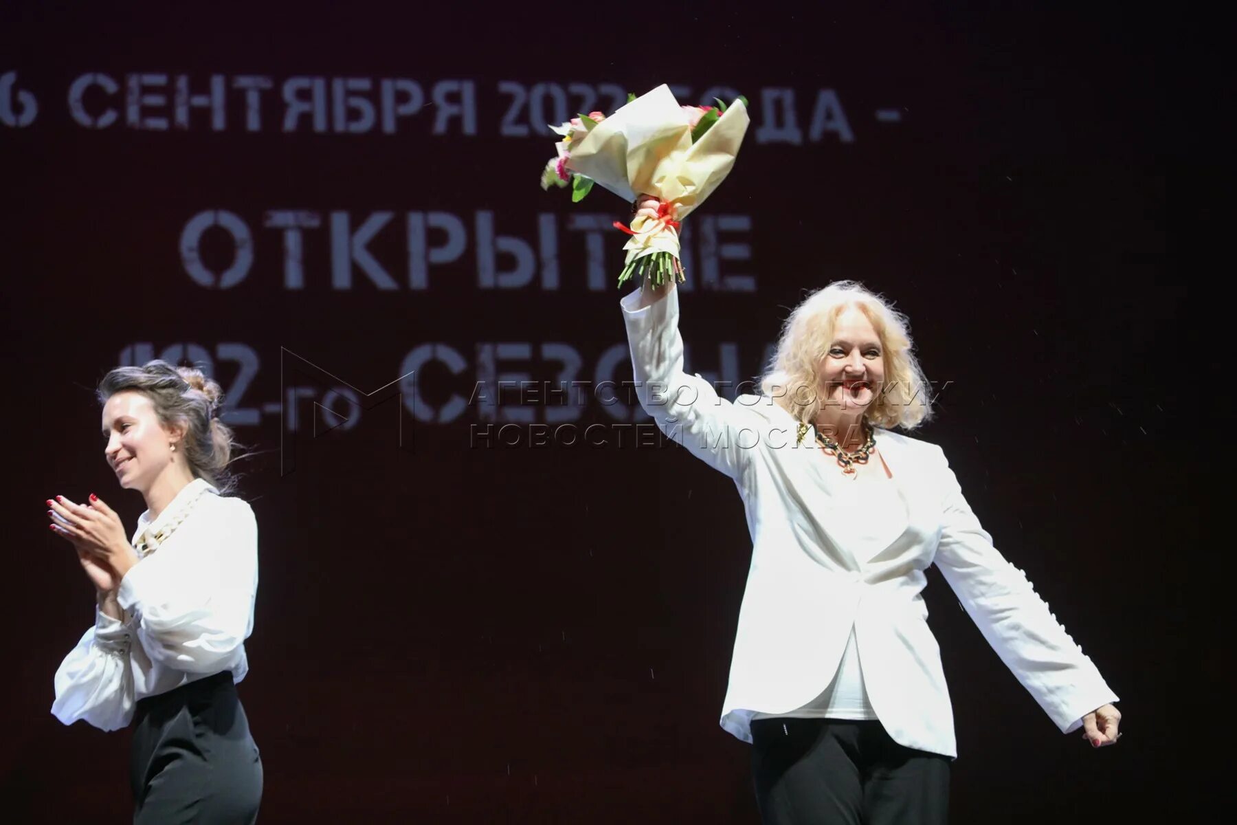 102 элемент таблицы. открой 102. нобелий элемент. открой 102. хим элемент нобелий.