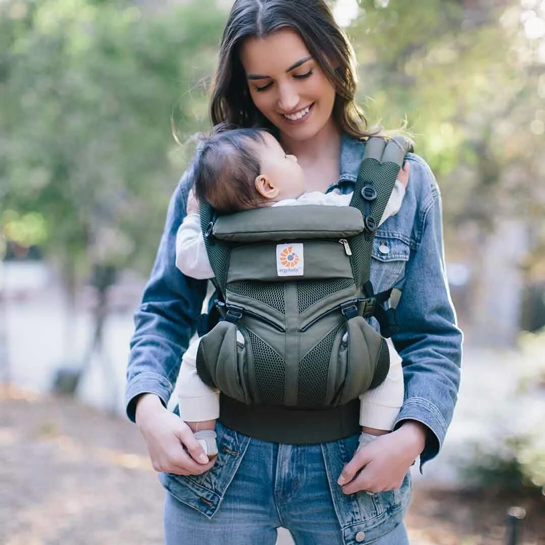 Эрго рюкзак 360 cool Air Baby Carrier. Эрго бэби 360 рюкзак. Эрго рюкзак Ergobaby Carrier 360. Ergobaby Baby cool Air 360. Эргорюкзак с какого возраста