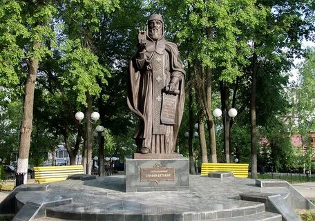 Памятники кирова годы