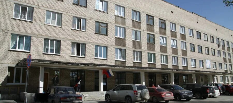 Санатина полевская цгб. Поликлиника полевской северная. Сталеваров 3 полевской. Полевская центральная городская больница. Детская поликлиника ленина 1 полевской.