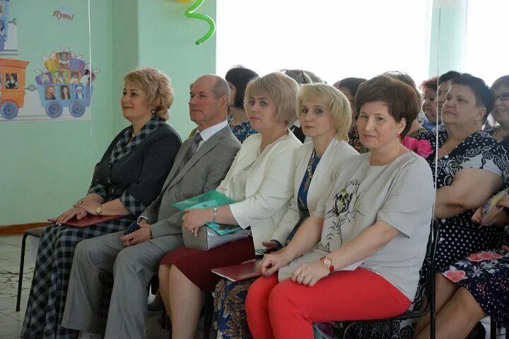 хрустальный директор школы