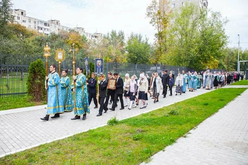 Православные гимназии московский. Гимназия митрополита Платона Левшина. Православная гимназия в Печатниках. Православная НОЧУ гимназия имени митрополита Платона Левшина. Гимназия Платона Левшина семинария.