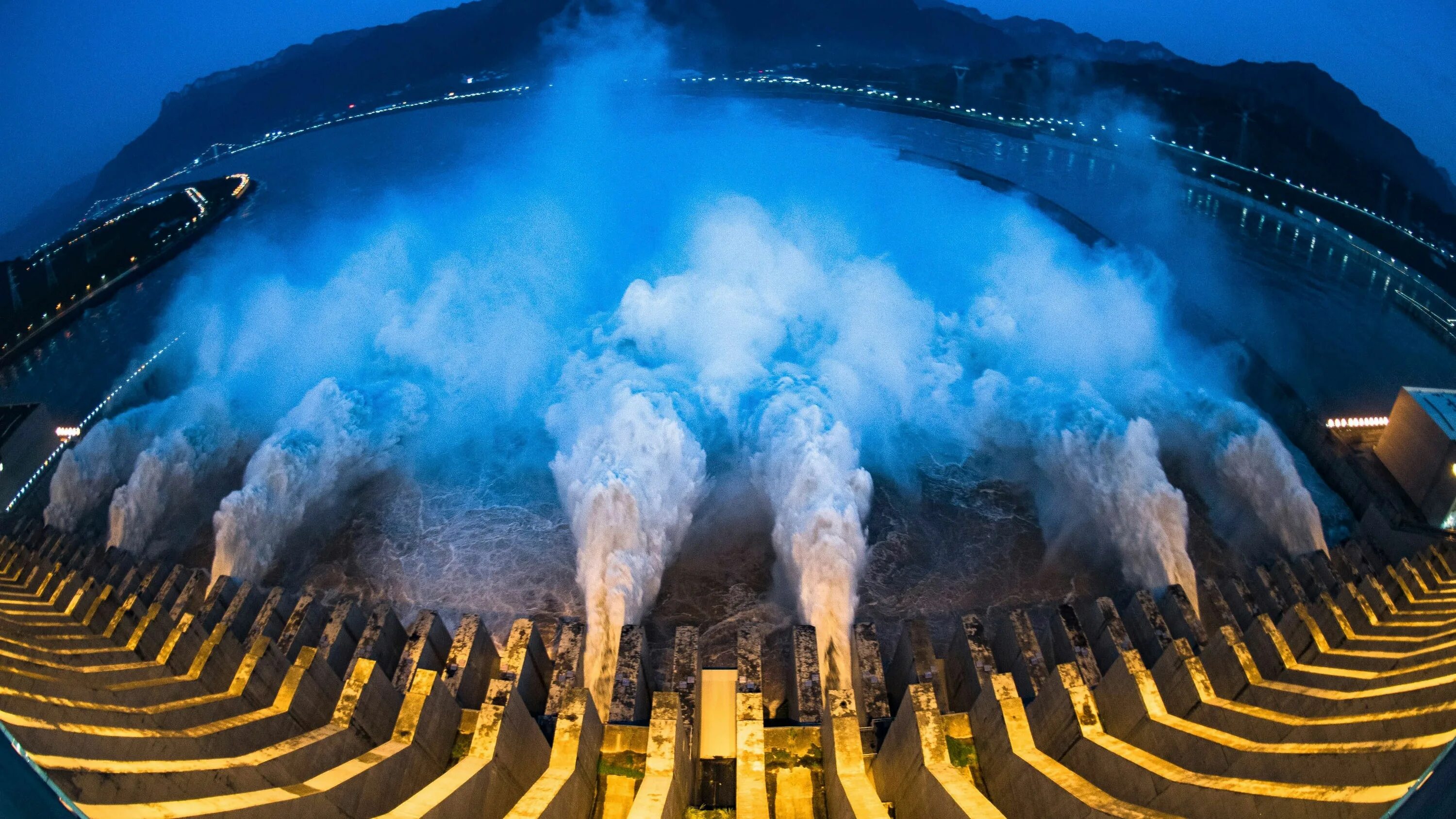 Самый мощный процесс. ГЭС три ущелья Китай. Плотина «три ущелья» (three gorges dam), Китай. Плотина на Янцзы. Самая большая гидроэлектростанция в мире три ущелья.