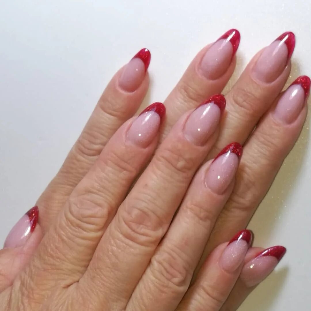 наращивание ногтей севастополь