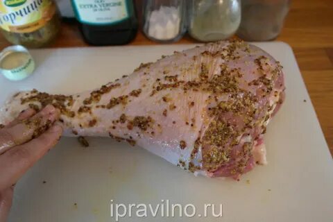 Голень индейки в духовке в рукаве