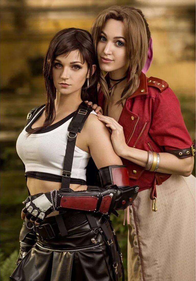 Косплей Айрис Final Fantasy 7. Final Fantasy 7 тифа и Айрис. Айрис финал фэнтези косплей. Final Fantasy 7 Aerith and Tifa. Косплей тифы