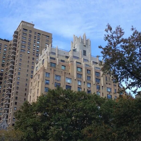 Квартиры верхний вест сайд нью йорк. Вест сайд нью-йорк фото. 55 central park west охотники за привидениями. 55 централ парк-вест. Верхний вест-сайд нью-йорк.