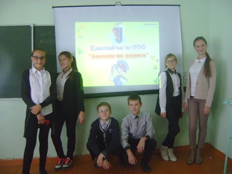 гимназия города мариинский посад официальный. гимназия 1 мариинский посад. фото школьников выпускников. сетевой город мариинский посад гимназия 1. мариинский посад школа 1.