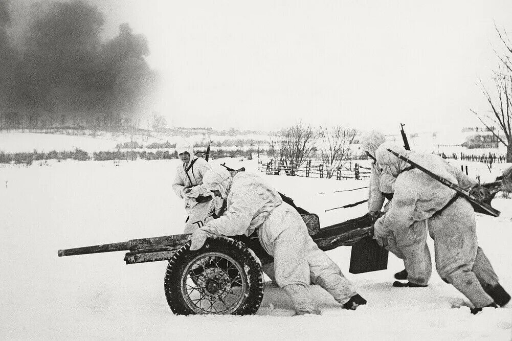 Битва за москву время. Битва под москвой 1941. битва за москву (1941-1942 годы). битва за москву 1941. декабрь 1941 битва за москву.