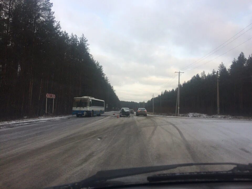 Автобусы сыктывкар максаковка. Поворот на верхнюю максаковку сыктывкар. сыктывкар нювчимское нювчимское шоссе. дтп коми максаковка. нювчимское шоссе 20.