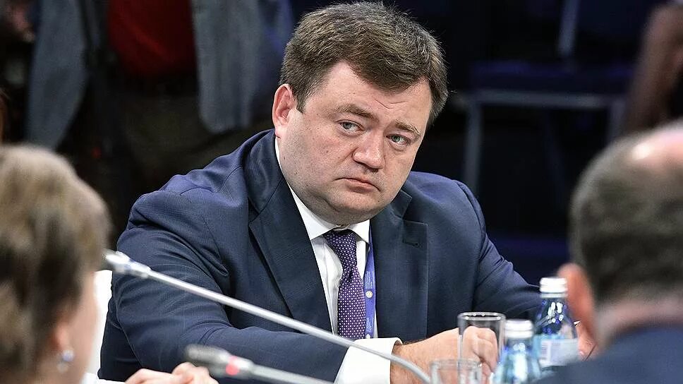 Промсвязьбанк фрадков. Фрадков председатель промсвязьбанк. Фрадков банкир. Фрадков банкир. Фрадков банкир.