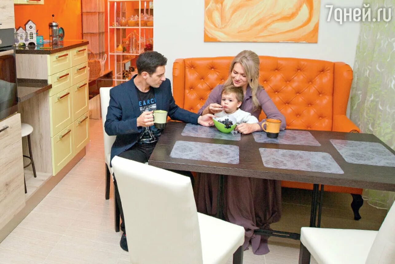 антон макарский дом в сергиевом посаде. где живут макарские в сергиевом посаде. виктория и антон макарские дом в сергиевом посаде. антон макарский сергиев посад. дом виктории макарской.