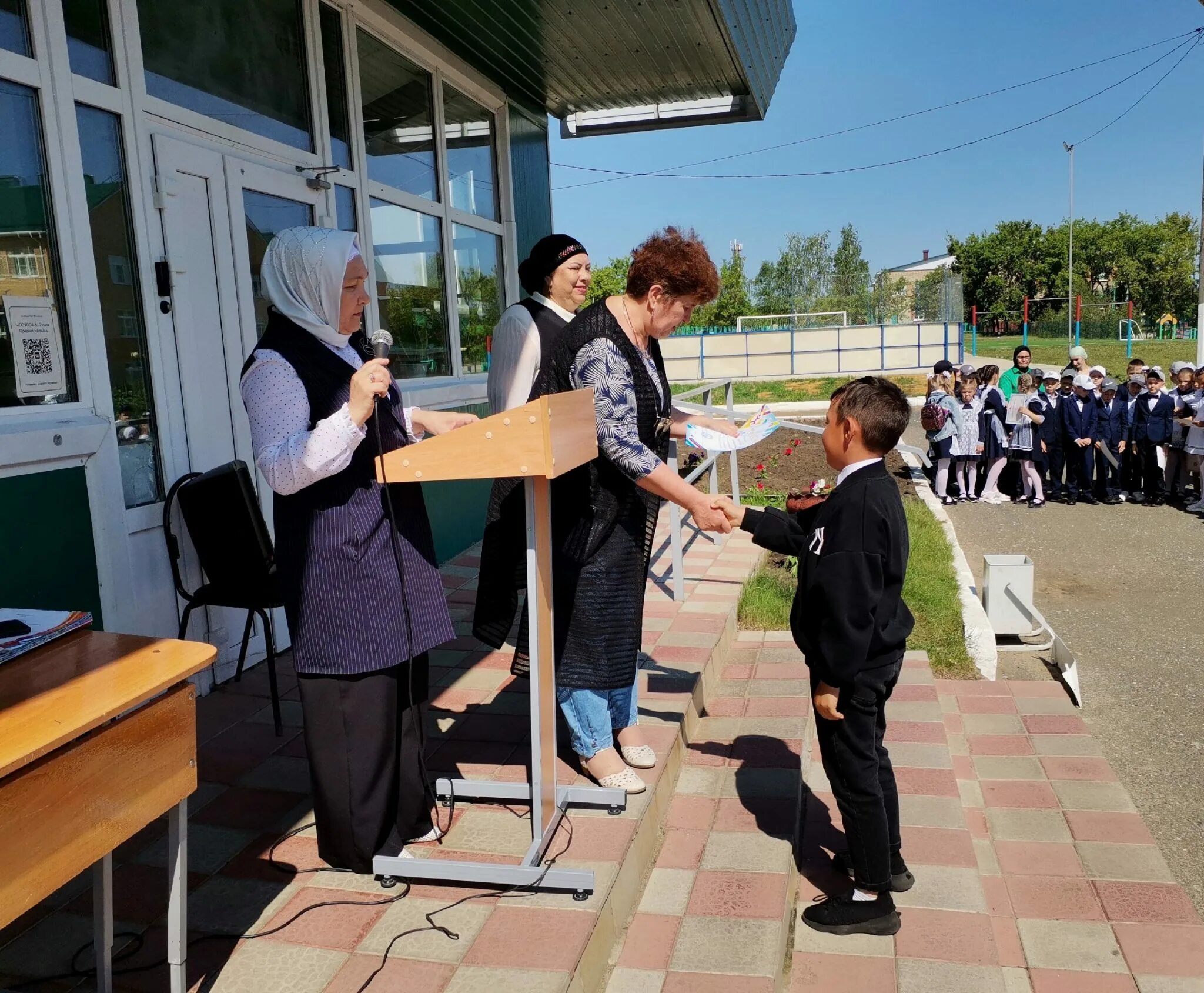 Погода в верхней елюзани. Село средняя Елюзань школа 2. Сайт МБОУ СОШ №2 С. средняя Елюзань. Средняя Елюзань 2023. Школа МБОУСОШ села верхняя Елюзань.