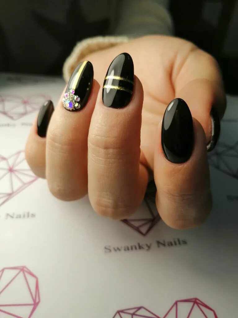маникюр спб недорого. Nail studio мурино. медицинский маникюр в спб. Swanky nails. Swanky nails лесная.