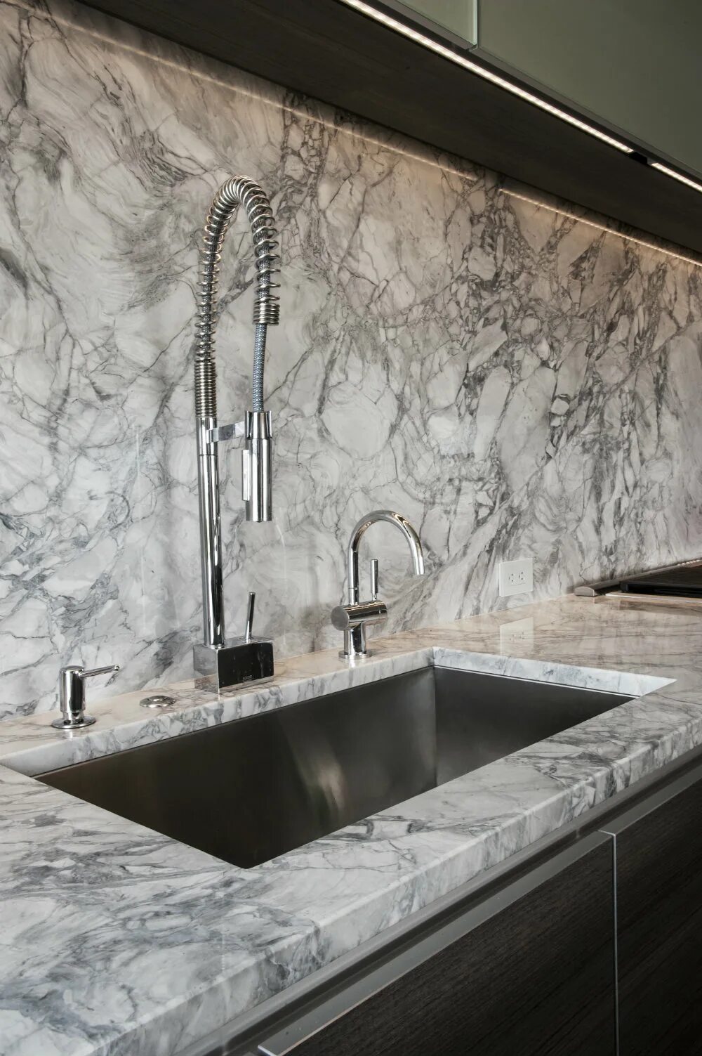 2019 Marble Vs Quartz Countertops Kitchen Floor Vinyl Ideas Check more at http