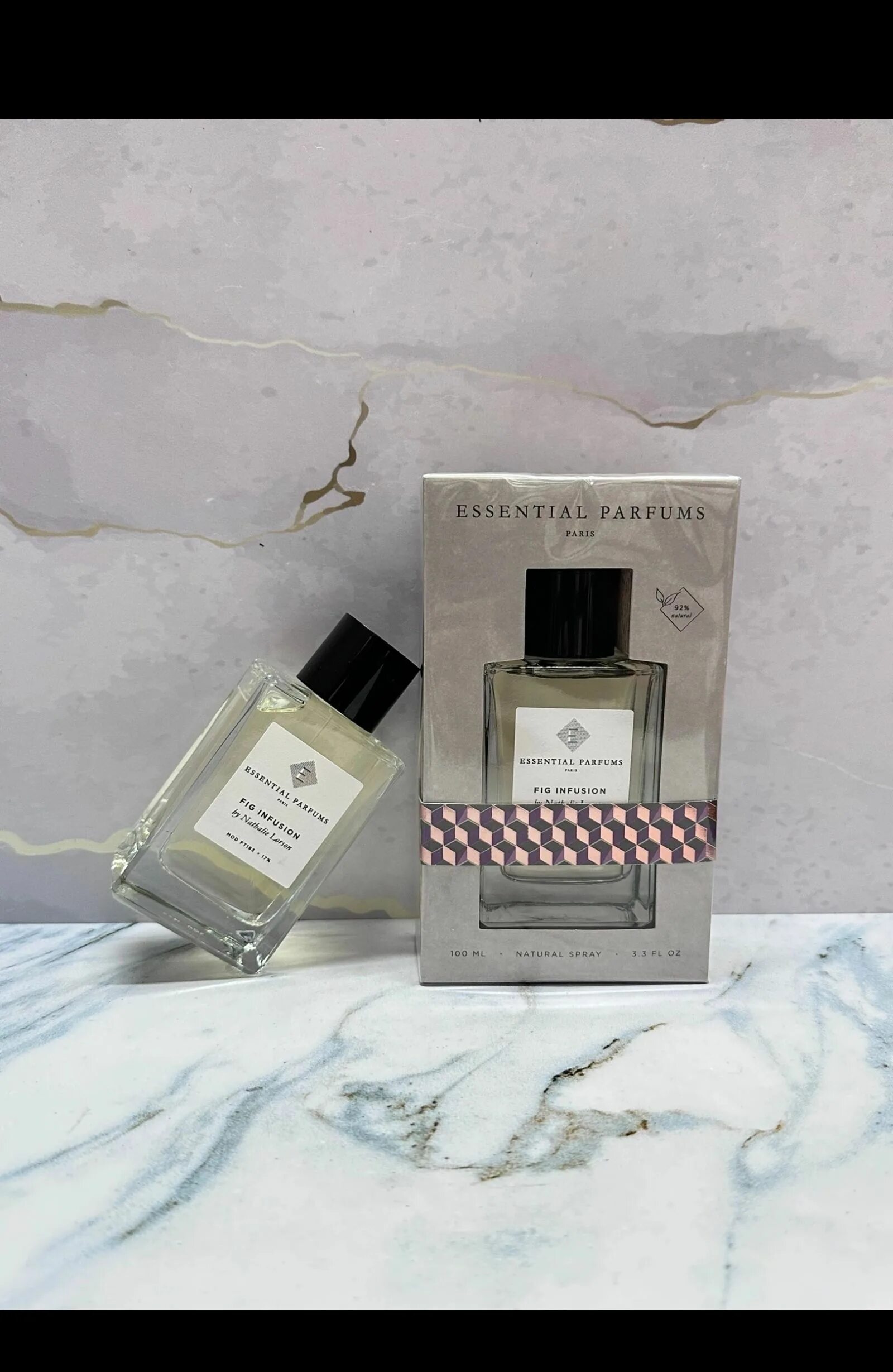 Духи essential parfums paris. Essential parfums paris fig infusion by nathalie lorson. Есентиал парфюм. Вода. Аромат essential parfums bois imperial.