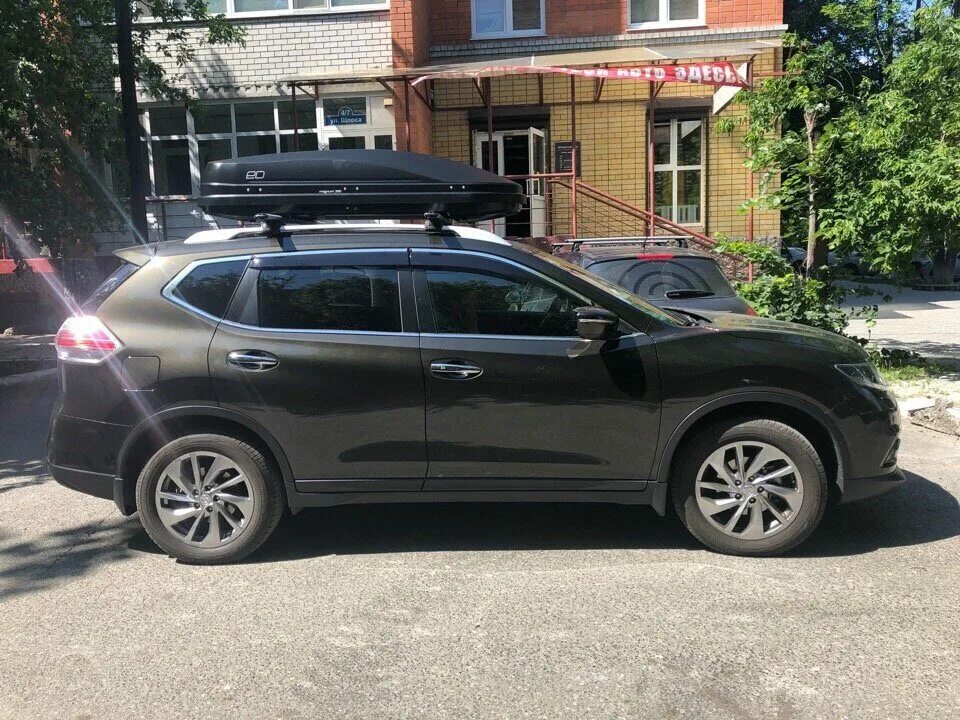 Автобокс x Trail t32. Автобокс на Nissan x-Trail t32. Багажник Ниссан х-Трейл т32. Багажник на крышу Nissan x-Trail t32. Багажник на крышу ниссан х трейл