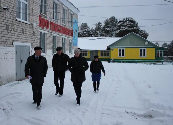 Родничок тавда. Лагерь Родничок Тавда. Лагерь Родничок город Тавда Свердловская. Родничок Тавда комнаты. Загородный лагерь Родничок Тавда.