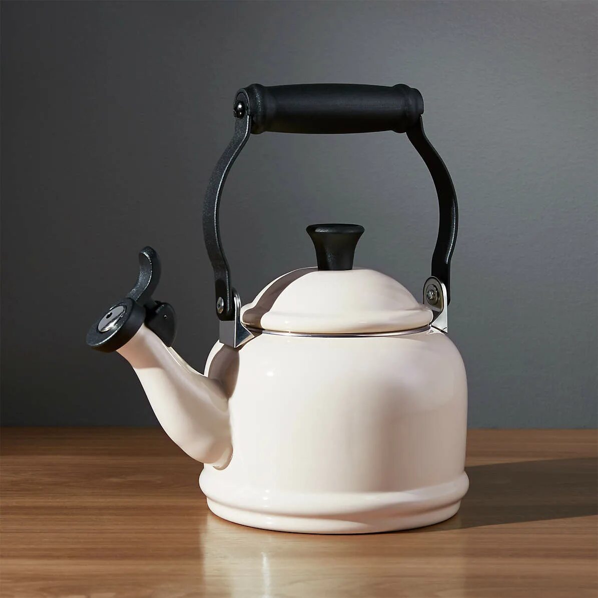 Чайник Solis Tea kettle Classic. Чайник kettle Classic Mr 1320. Чайник cozy Home. Creuset чайник со свистком Traditional kettle. Kettle 1a