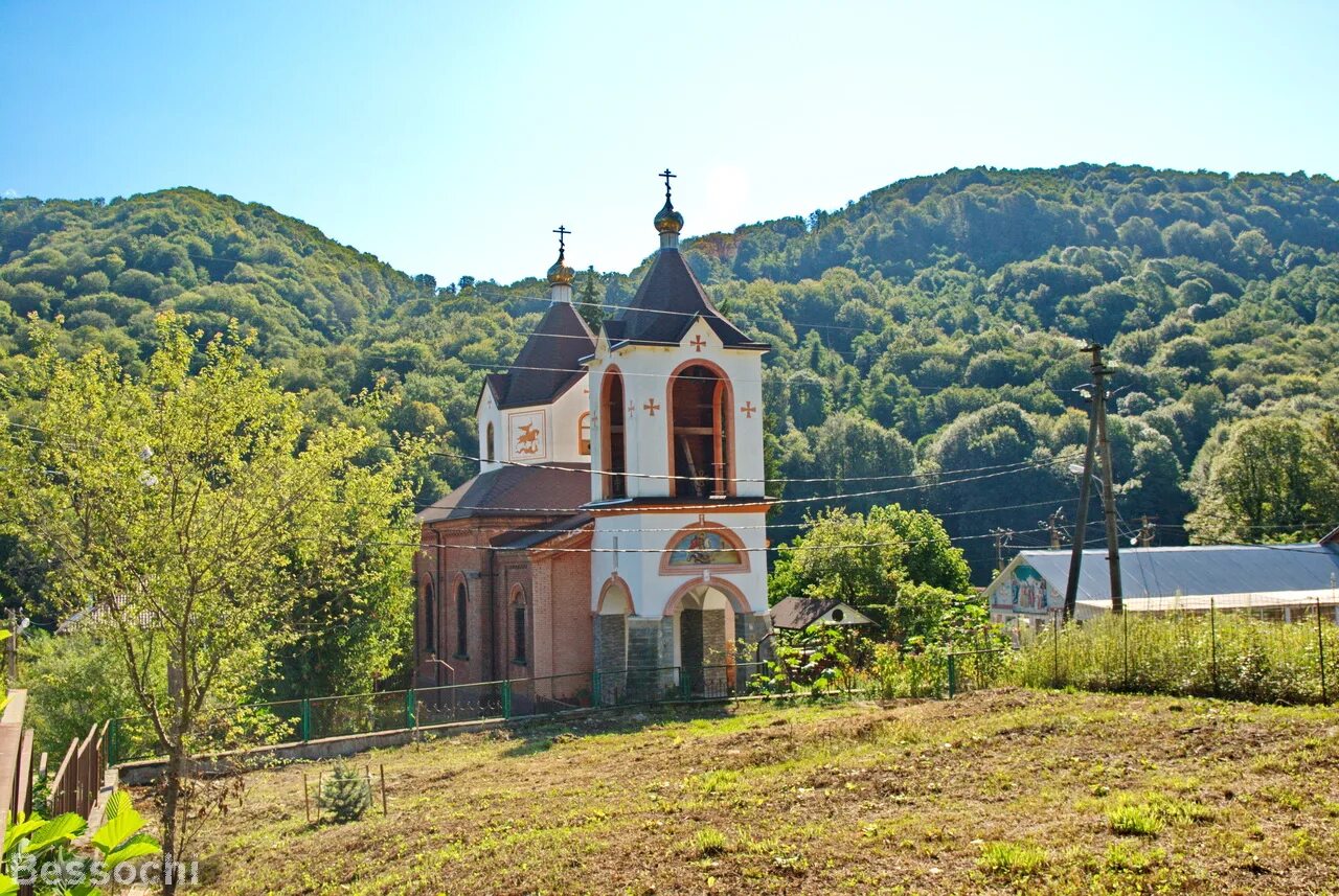 Георгиевское краснодарский край. Троице-Георгиевский монастырь Адлерский район. Женский монастырь красная Поляна. С монастырь Адлерского района. Поселок монастырь Адлерский район.