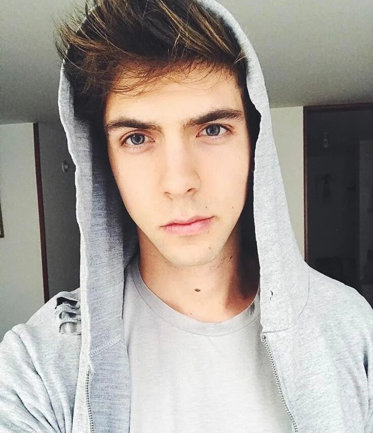 Johan ютубер. Johan аркаша. johan лицо. johan лицо аркаша.