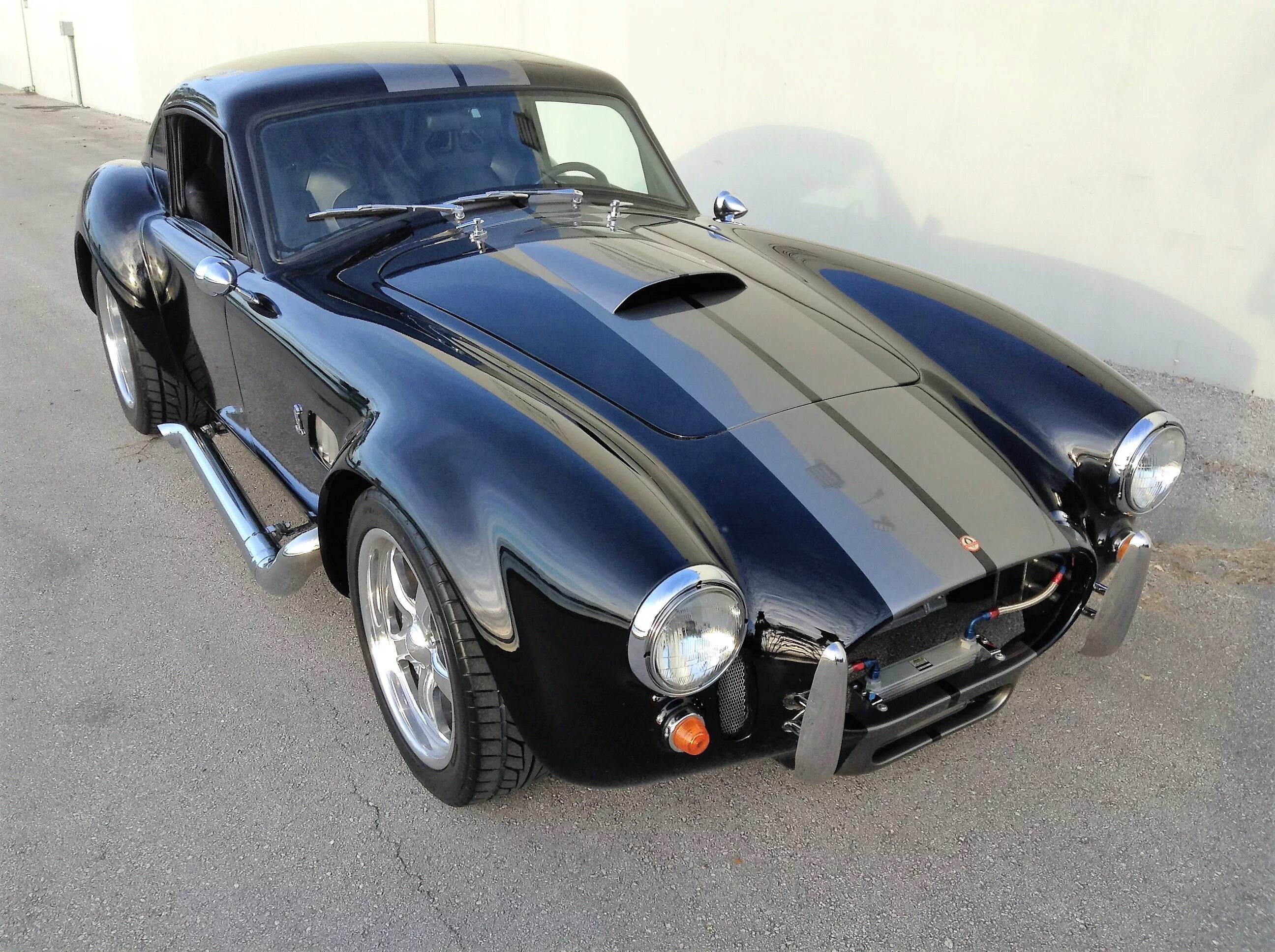 Shelby cobra купить. Ford Shelby Cobra. Ford Shelby Cobra 1966. Шелби Кобра 1965. Шёл и Кобра.