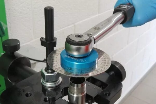 угломер для затяжки. угломер для затяжки болтов 1/2. угломер для затяжки. угломер для затяжки. цифровой угломер для затяжки болтов.