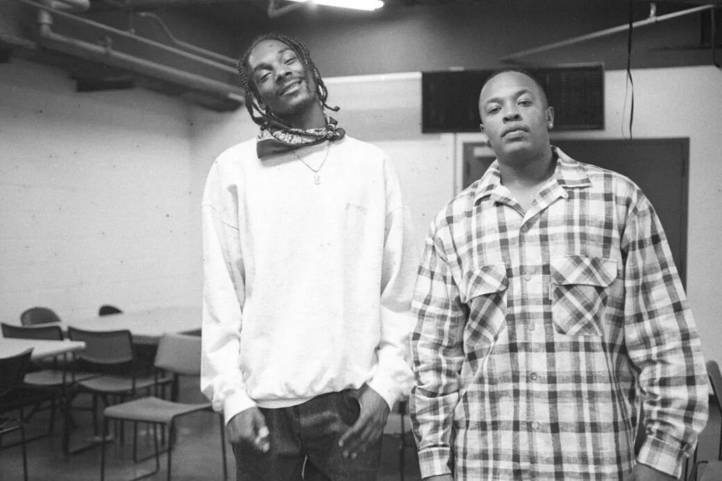 Доктор дре в 90-е. Снуп дог стил дре. Dre feat. Dre dre snoop dogg песни. Snoop dogg still d.