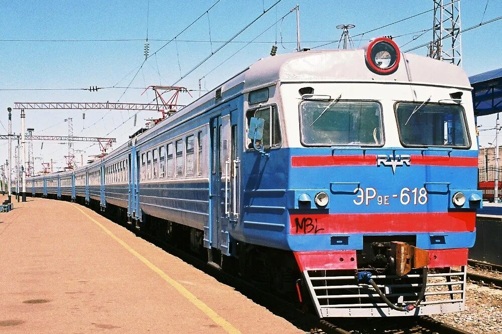 26-(-5) -4+(-18). 2 4 09 е. Эр9е казань. 4-5/9 + 1 2/9 5 класс. Электропоезд эр9е узбекистан.