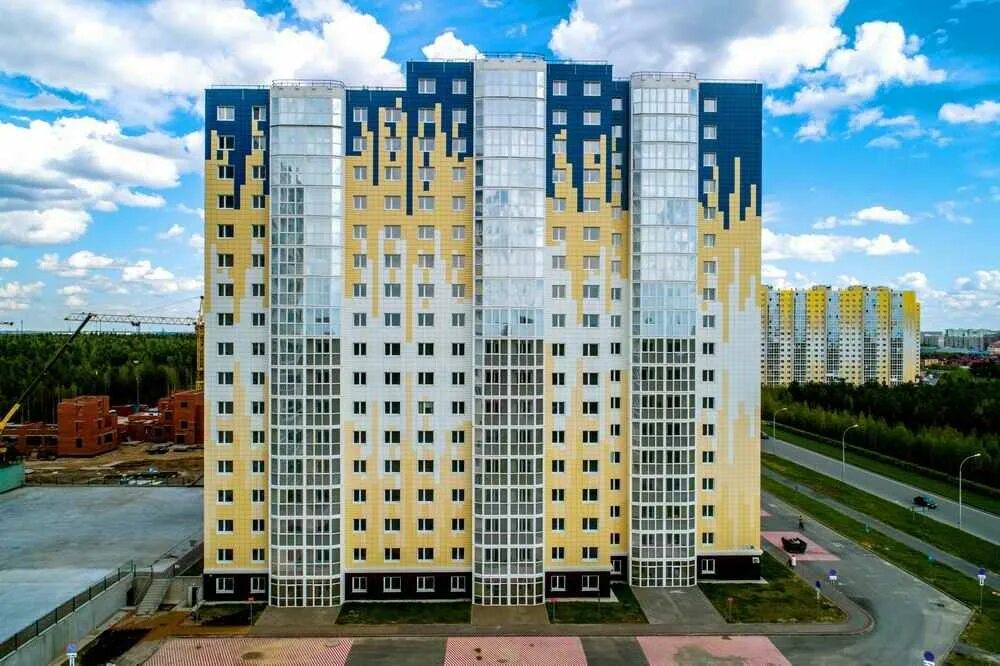 Грин парк сургут новостройки. Жк сургут отзывы. Северное сияние сургут сибпромстрой. Жк грин парк сургут. Сургут жк кедровый киртбая.